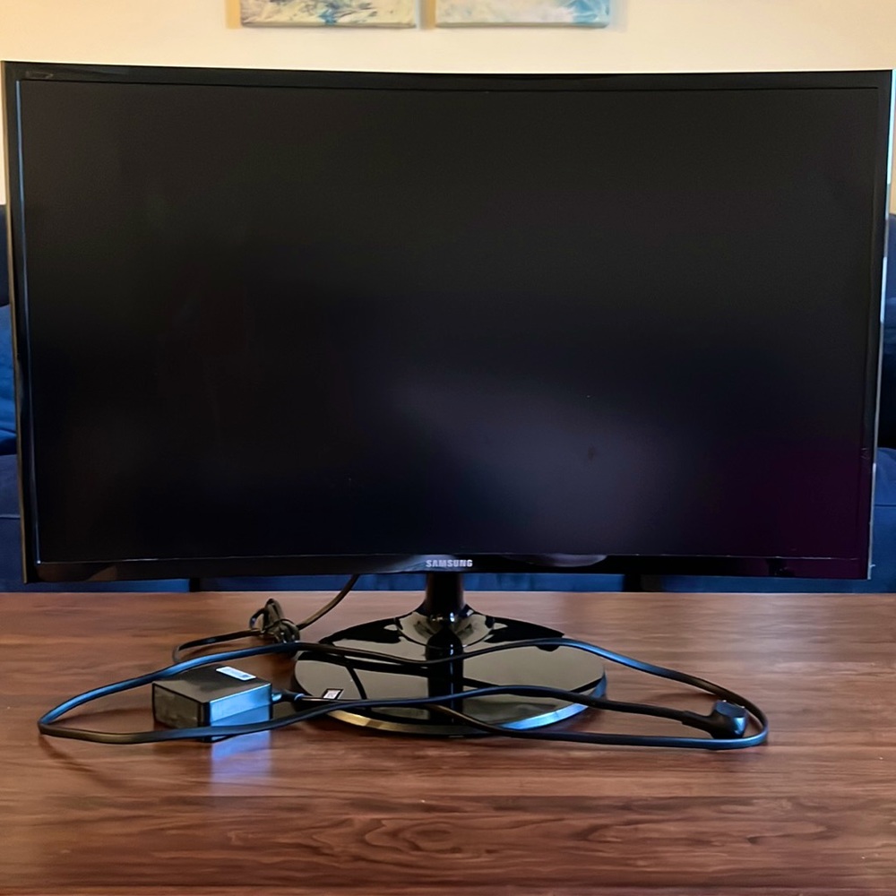 Samsung CF390 Series 27in Curved Desktop